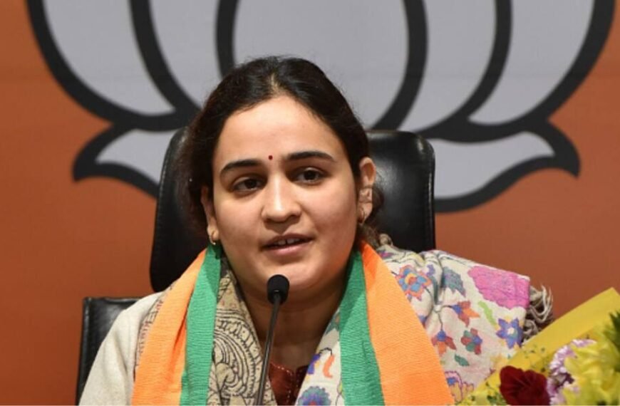 Aparna Yadav on SP Flag Burning ‘I’m Part of the Family, But Will Speak Against What’s Wrong’