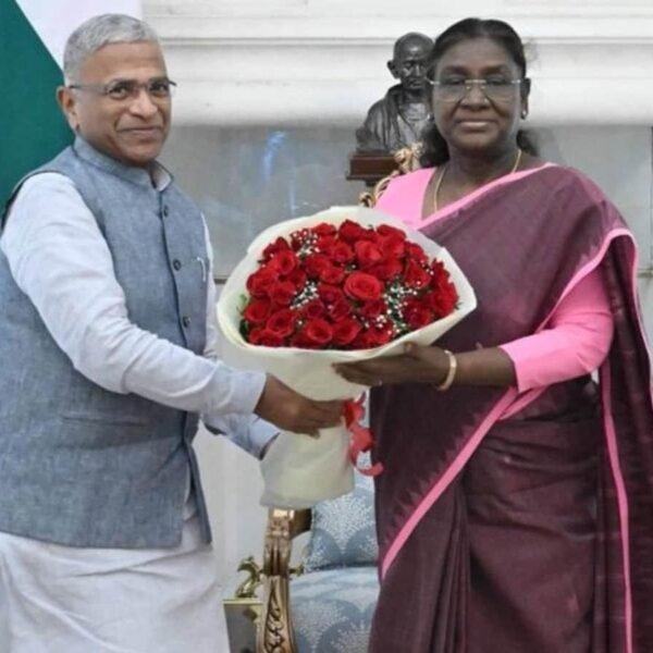 नीतीश के करीबी हरिवंश फिर राज्यसभा सदस्य बने, 2032 तक रहेगा कार्यकाल