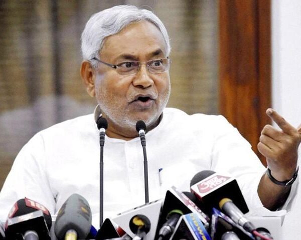 21 साल बाद फिर दिल्ली लौटे नीतीश कुमार: CM से सांसद तक, पूरा राजनीतिक सफर और बड़ा यू-टर्न