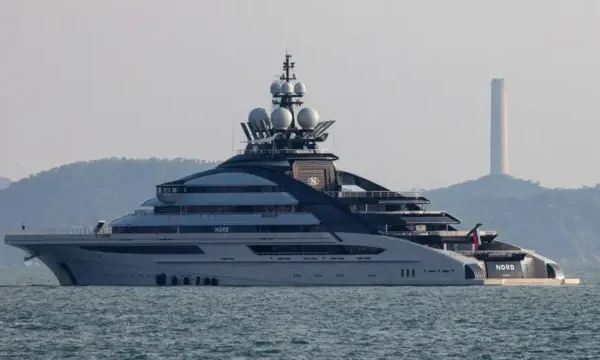 व्लादिमीर पुतिन4700 करोड़ का रूसी सुपरयॉट ‘Nord’ ने तोड़ी नाकेबंदी! होर्मुज़ से कैसे गुज़रा