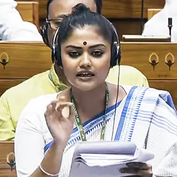 Sayoni Ghosh: Row Hanuman Chalisa vs Kaaba Debate Explodes