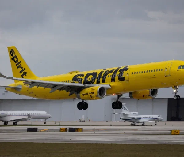 Spirit Airlines Shuts Down Suddenly