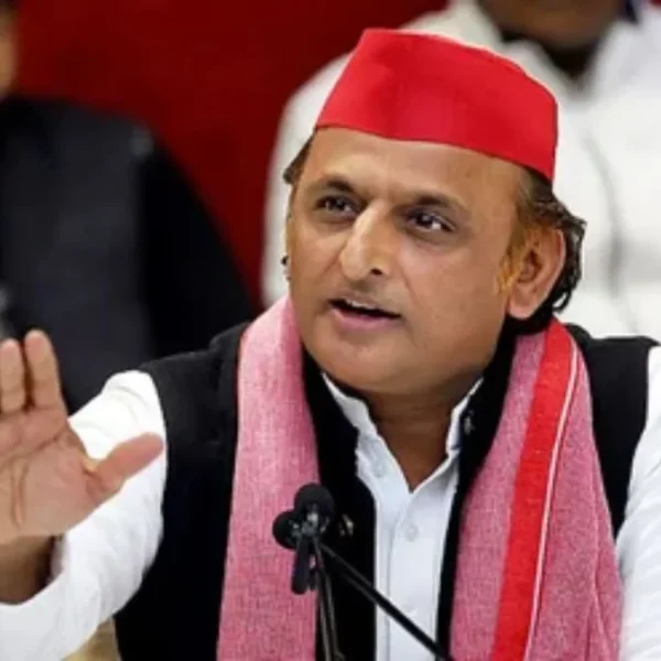 “Didi, You Have Not Lost” — Akhilesh Yadav Meets Mamata Banerjee After Bengal Defeat
