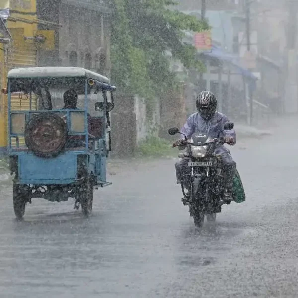 ৫ জেলায় ভারী বৃষ্টির বড় সতর্কতা