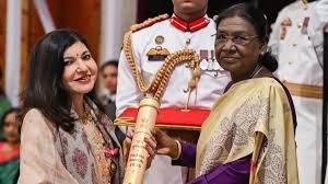 Alka Yagnik Gets Emotional After Padma Bhushan Award
