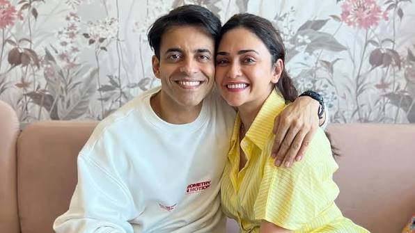 Amruta Khanvilkar Breaks Silence on Divorce Rumours, Legal Action Warning