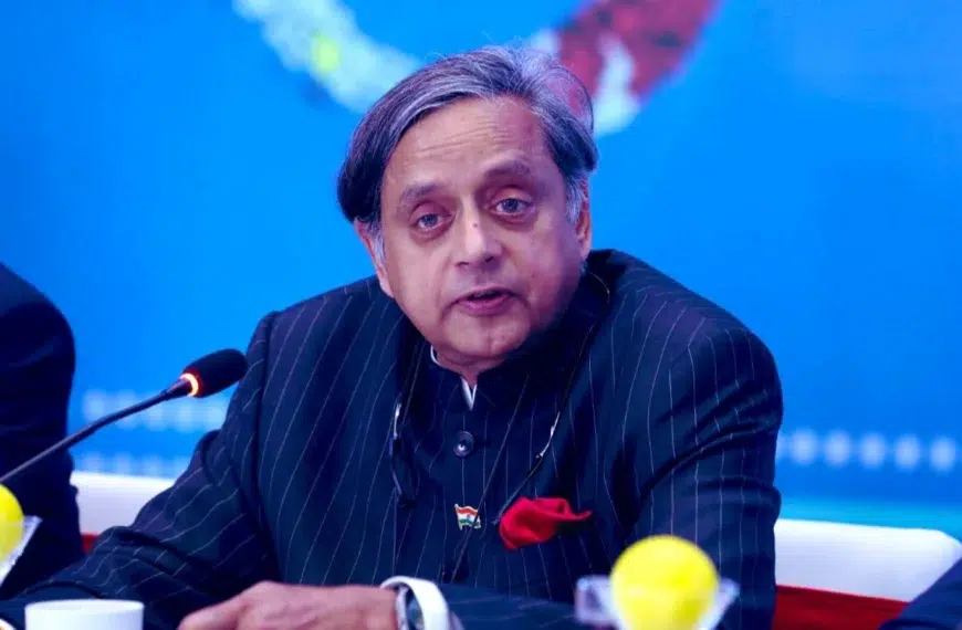 ShashiTharoor